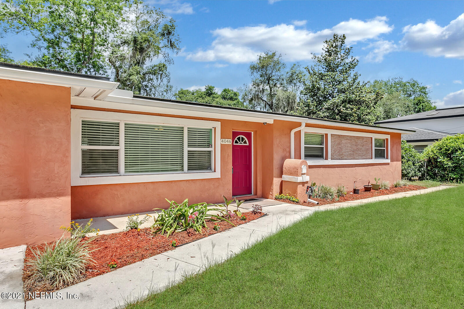 4046 Rogero Road Jacksonville, FL 32277 - Photo 5 of 29 04_IMG_5703_mls