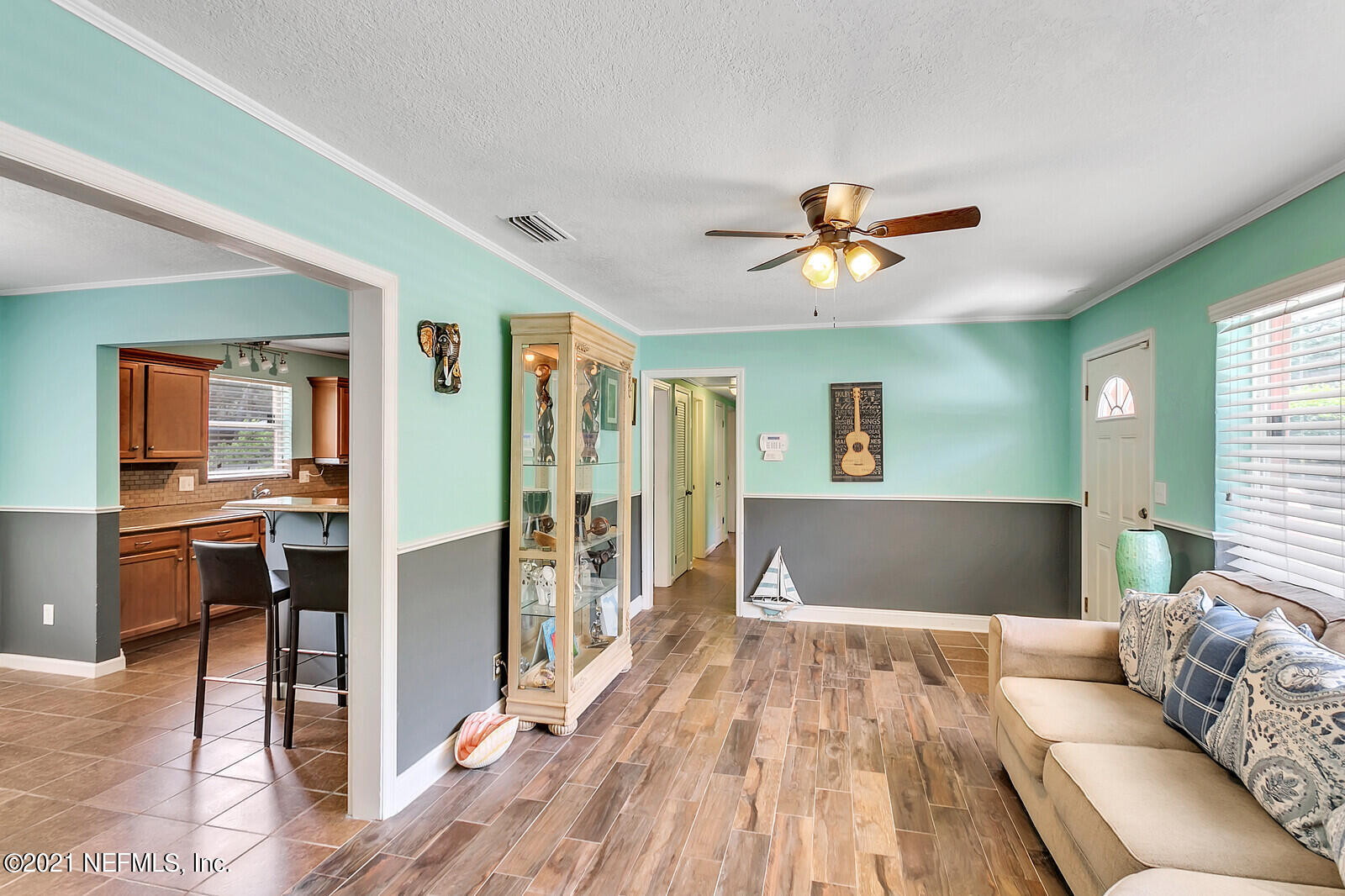4046 Rogero Road Jacksonville, FL 32277 - Photo 9 of 29 21_IMG_5788_mls