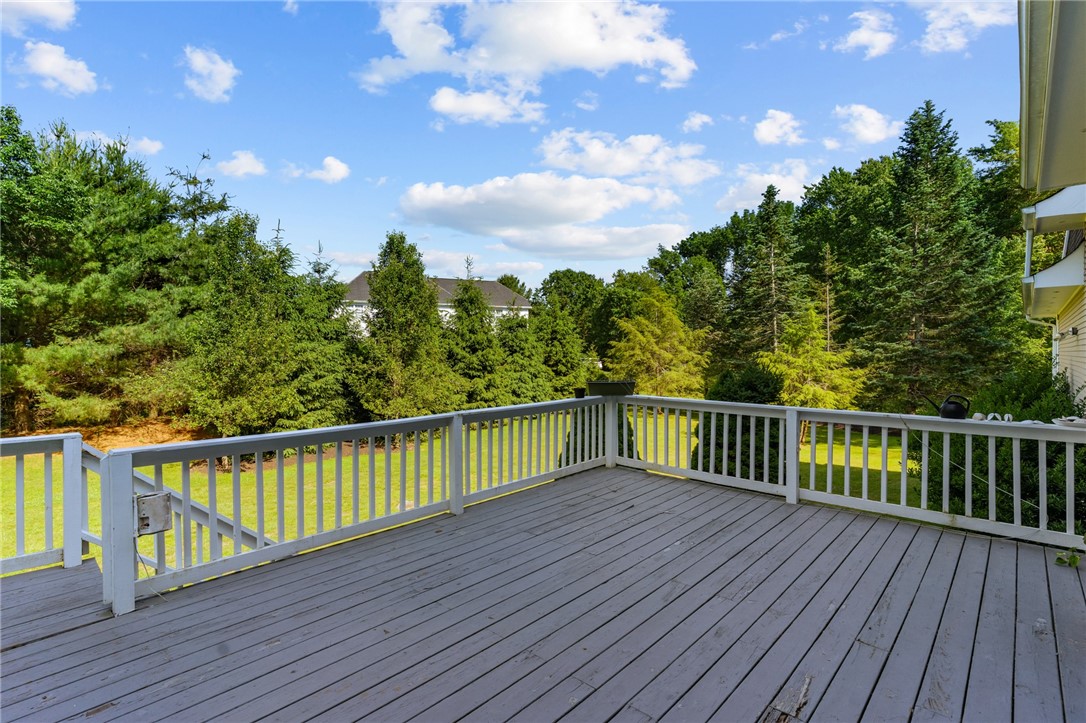 80 Howland Road East Greenwich, RI 02818 - Photo 5 of 34