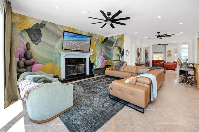 $3,999,999 | 1901 Carolina Avenue Northeast, St. Petersburg, FL 33703