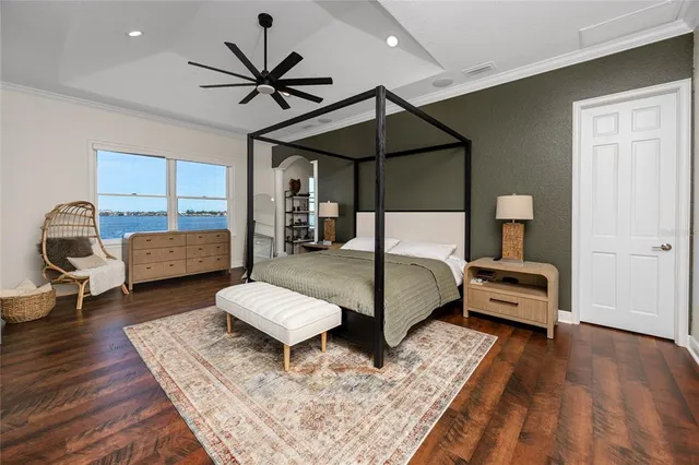 $3,999,999 | 1901 Carolina Avenue Northeast, St. Petersburg, FL 33703