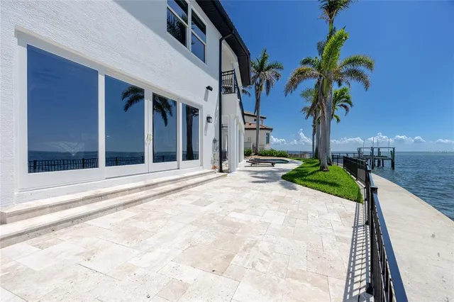 $3,999,999 | 1901 Carolina Avenue Northeast, St. Petersburg, FL 33703