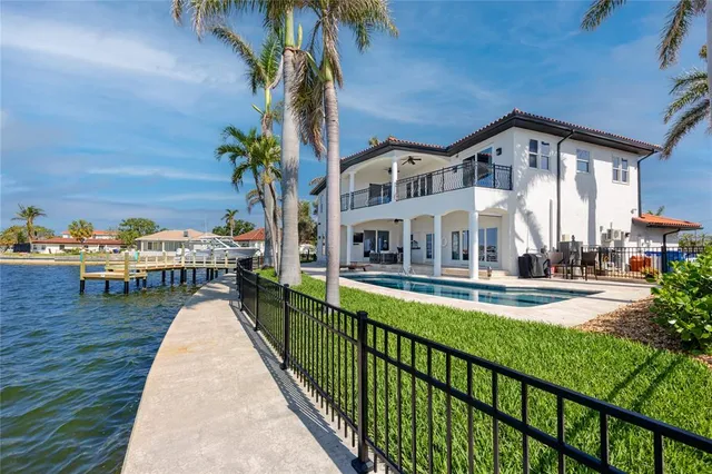 $3,999,999 | 1901 Carolina Avenue Northeast, St. Petersburg, FL 33703