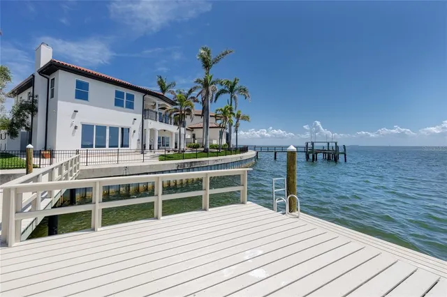 $3,999,999 | 1901 Carolina Avenue Northeast, St. Petersburg, FL 33703