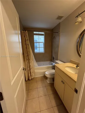 $4,500 | 481 Menendez Avenue, Unit 9, Coral Gables, FL 33146