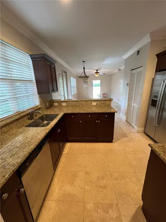 $4,500 | 481 Menendez Avenue, Unit 9, Coral Gables, FL 33146