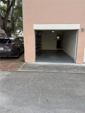 $4,500 | 481 Menendez Avenue, Unit 9, Coral Gables, FL 33146