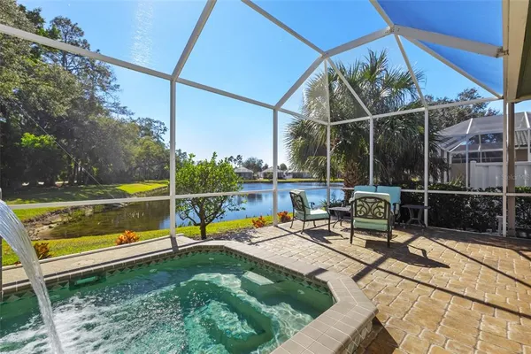 $379,900 | 8525 54th Ave Circle East, Bradenton, FL 34211