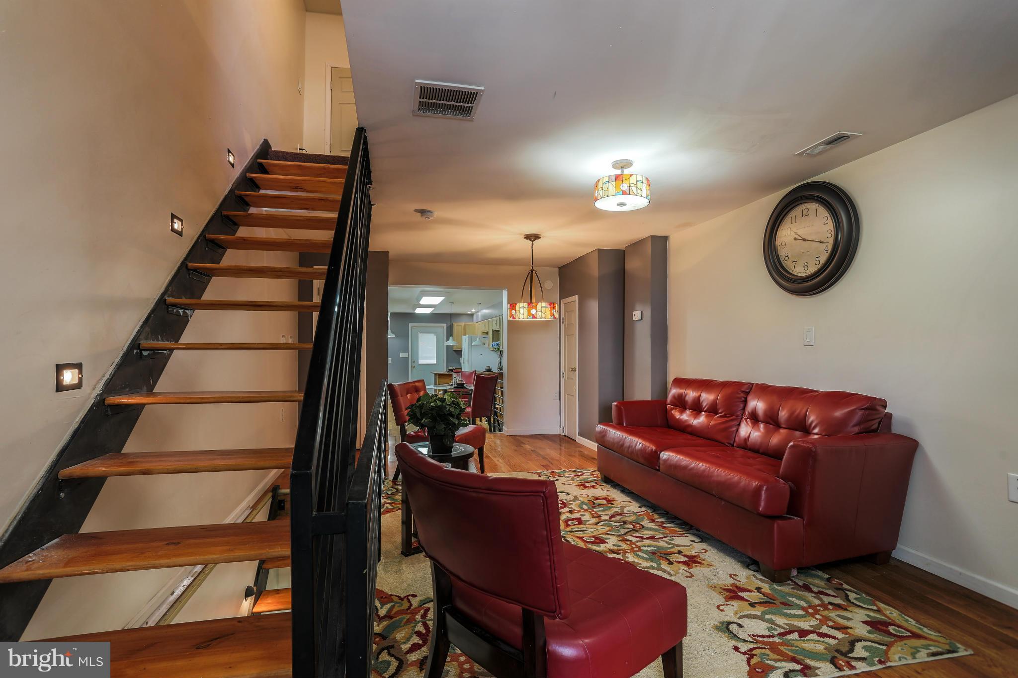 1509 Desoto Road Baltimore, MD 21230 - Photo 5 of 25 Living Room
