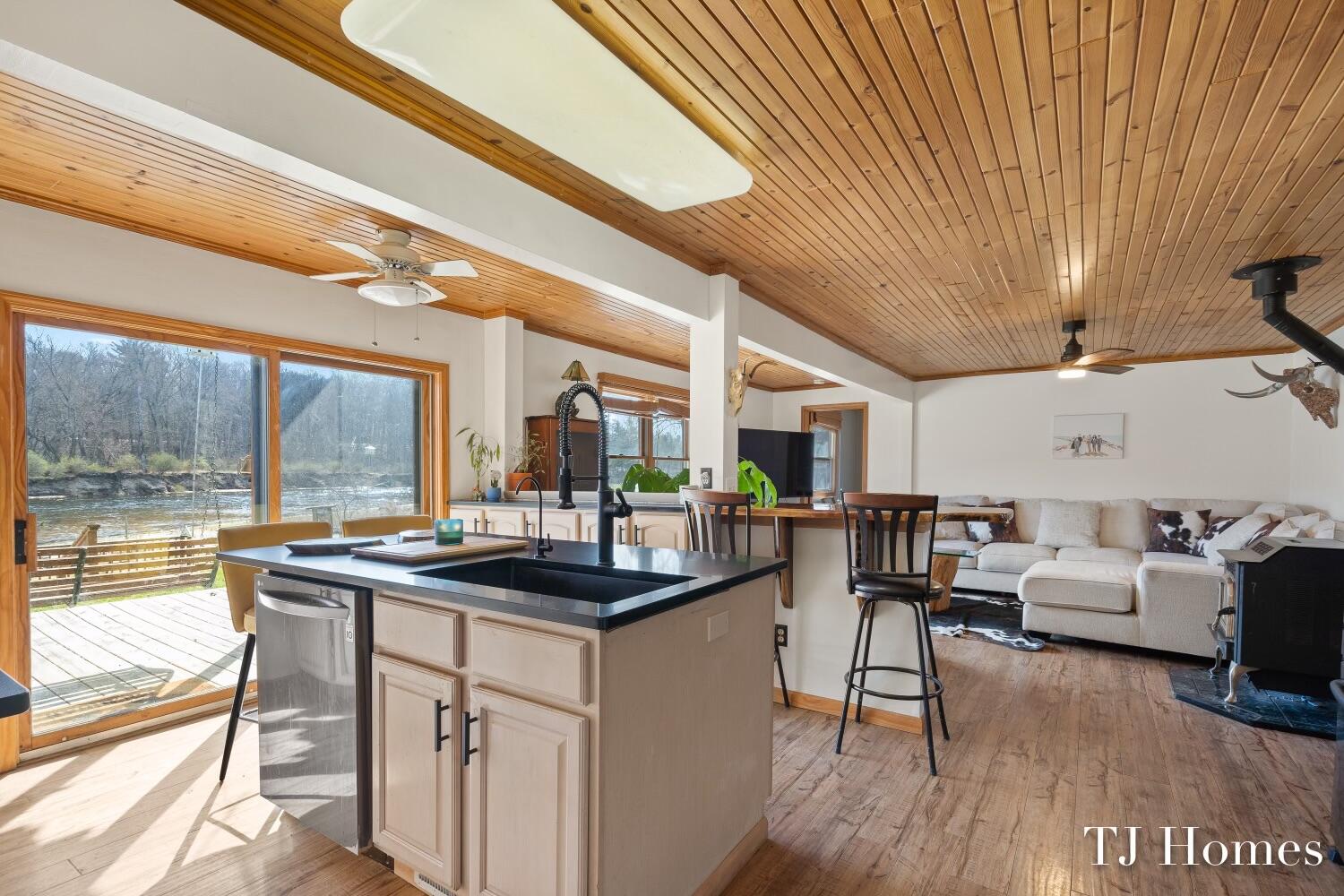 7628 Main Street Newaygo, MI 49337 - Photo 9 of 39 Main St-5