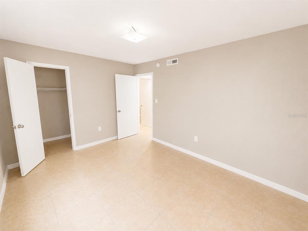 2779 L B McLeod Road, Unit B Orlando, FL 32805 - Photo 11 of 13