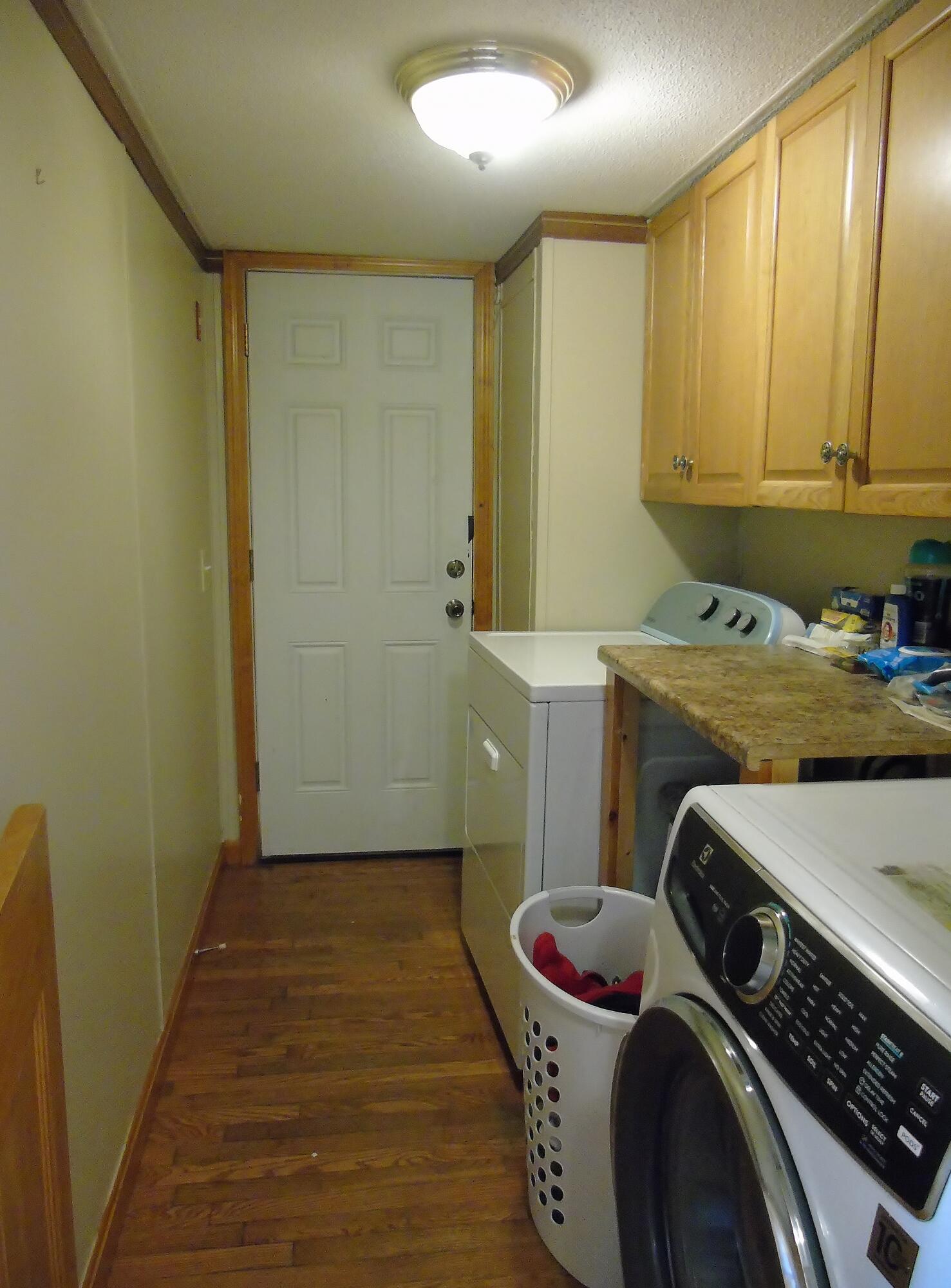 181 Ellingwood Road Paris, ME 04281 - Photo 24 of 42 Laundry room