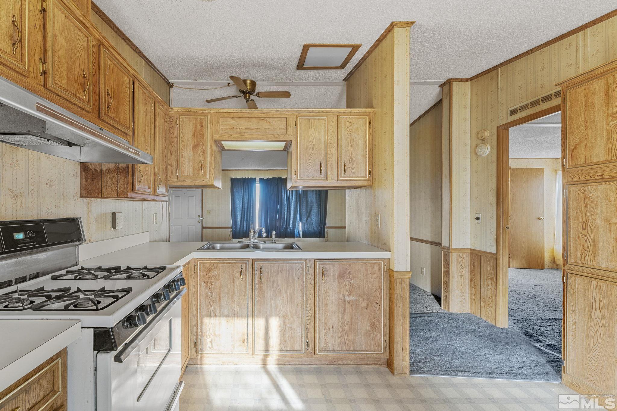 18555 Kay Lee Circle Reno, NV 89508 - Photo 3 of 26 Photo 3