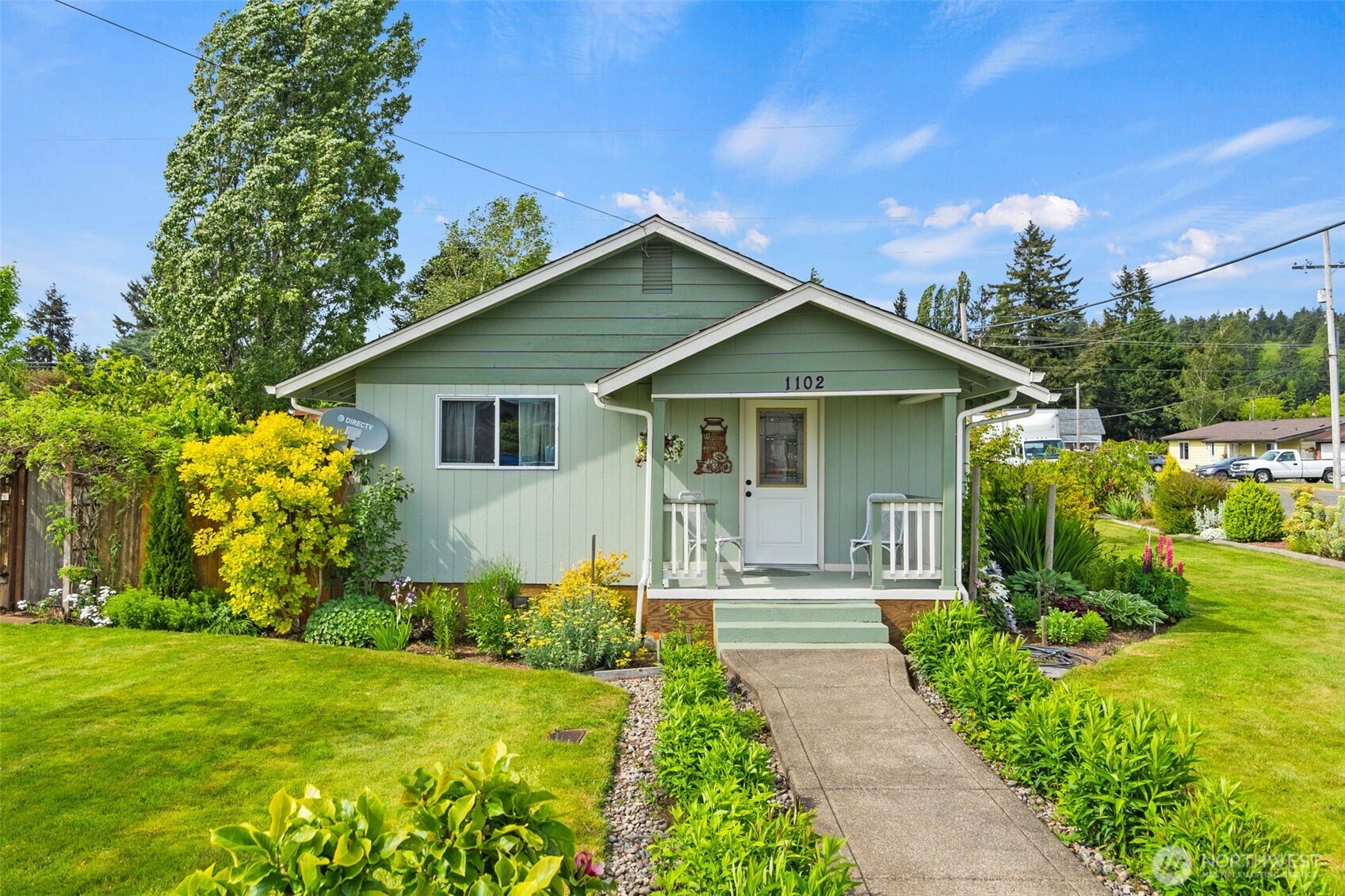 1102 West Anderson Street Elma, WA 98541 - Photo 1 of 39