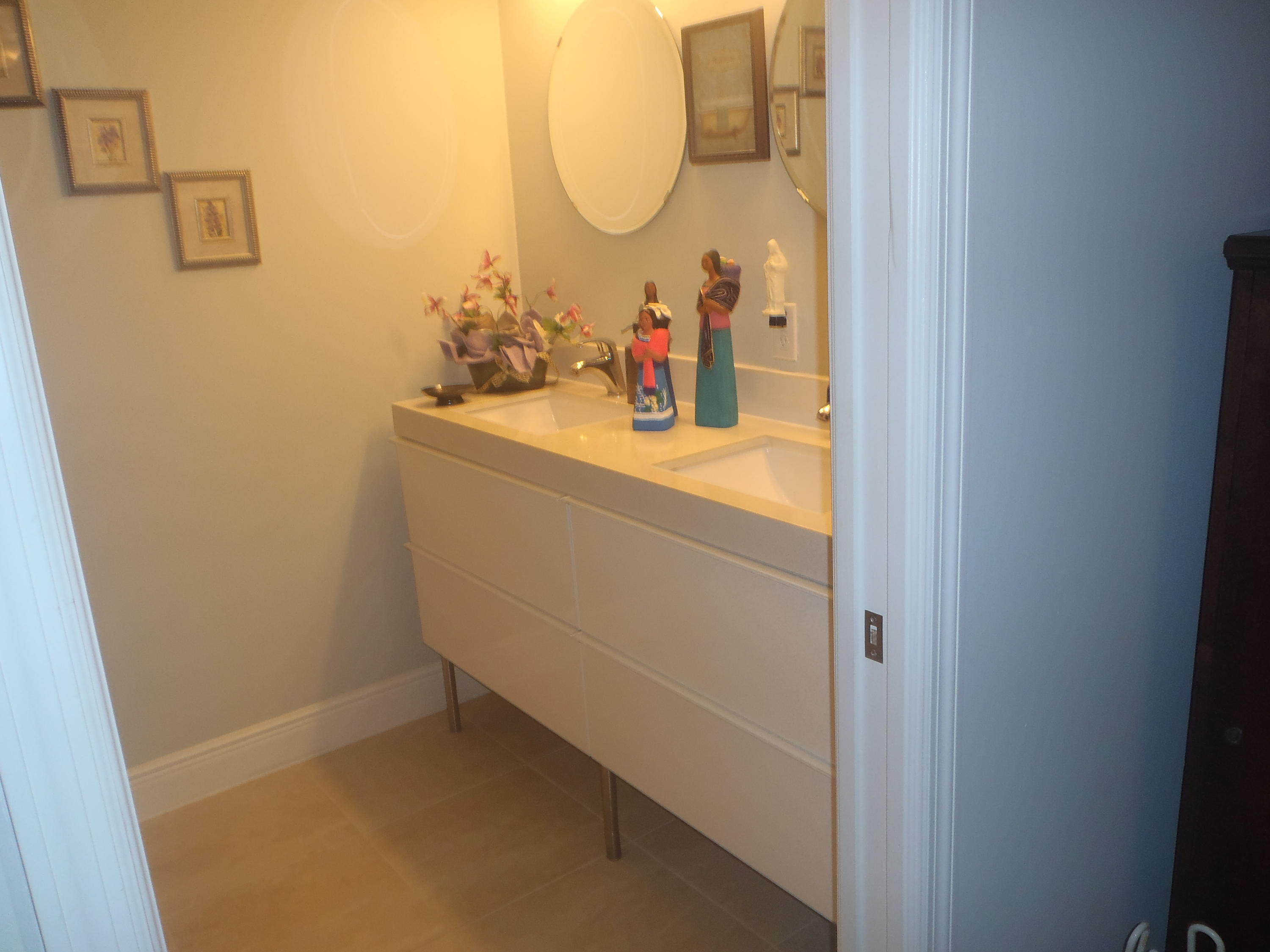 904 La Paloma Road Key Largo, FL 33037 - Photo 12 of 23 Master Bathroom View 1