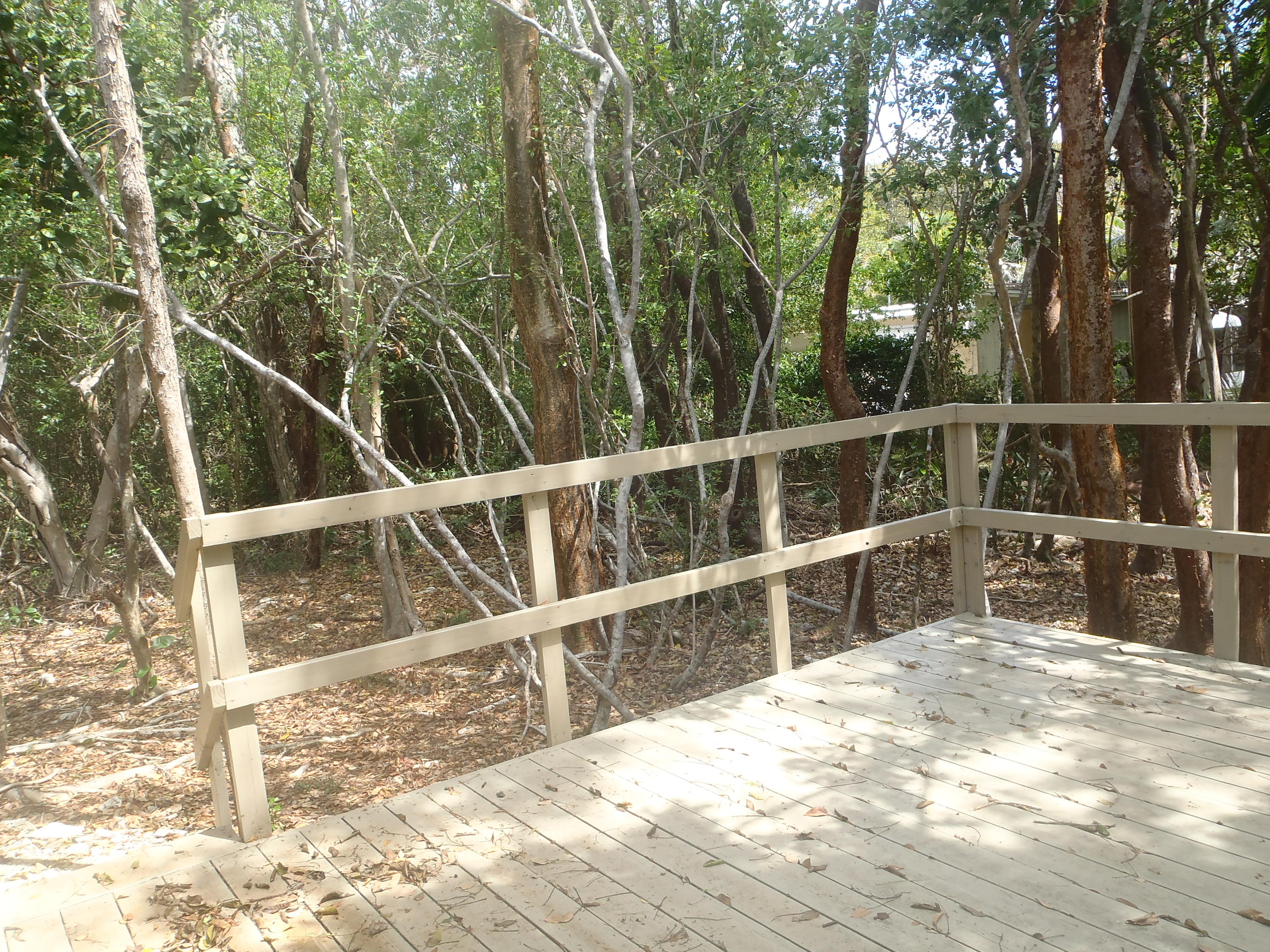 904 La Paloma Road Key Largo, FL 33037 - Photo 20 of 23 Back Yard Deck/Porch View 1