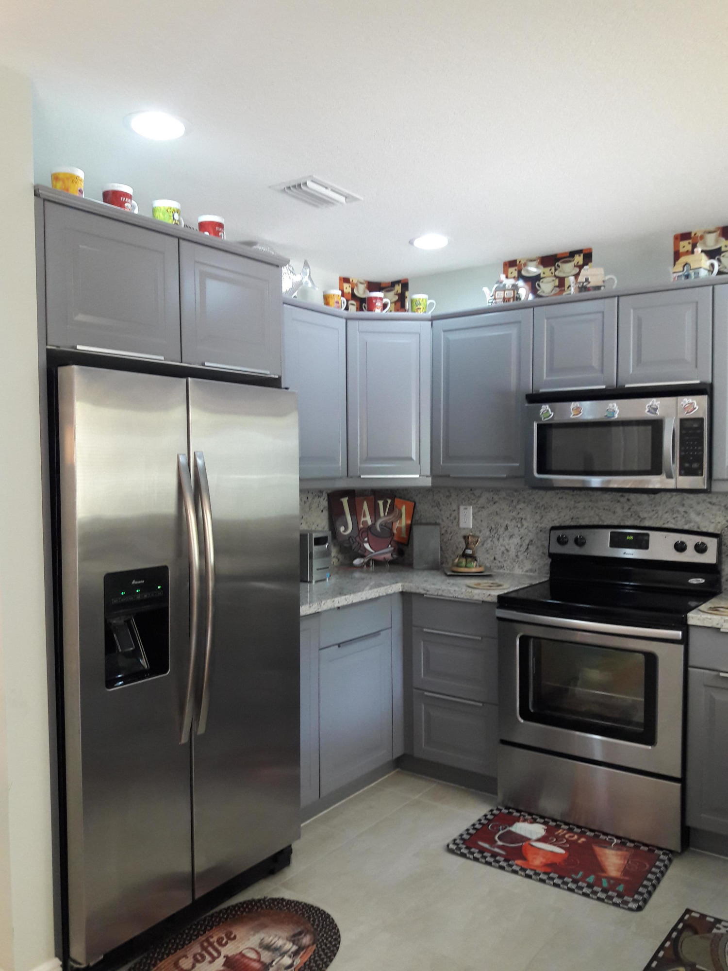 904 La Paloma Road Key Largo, FL 33037 - Photo 6 of 23 Kitchen View 2