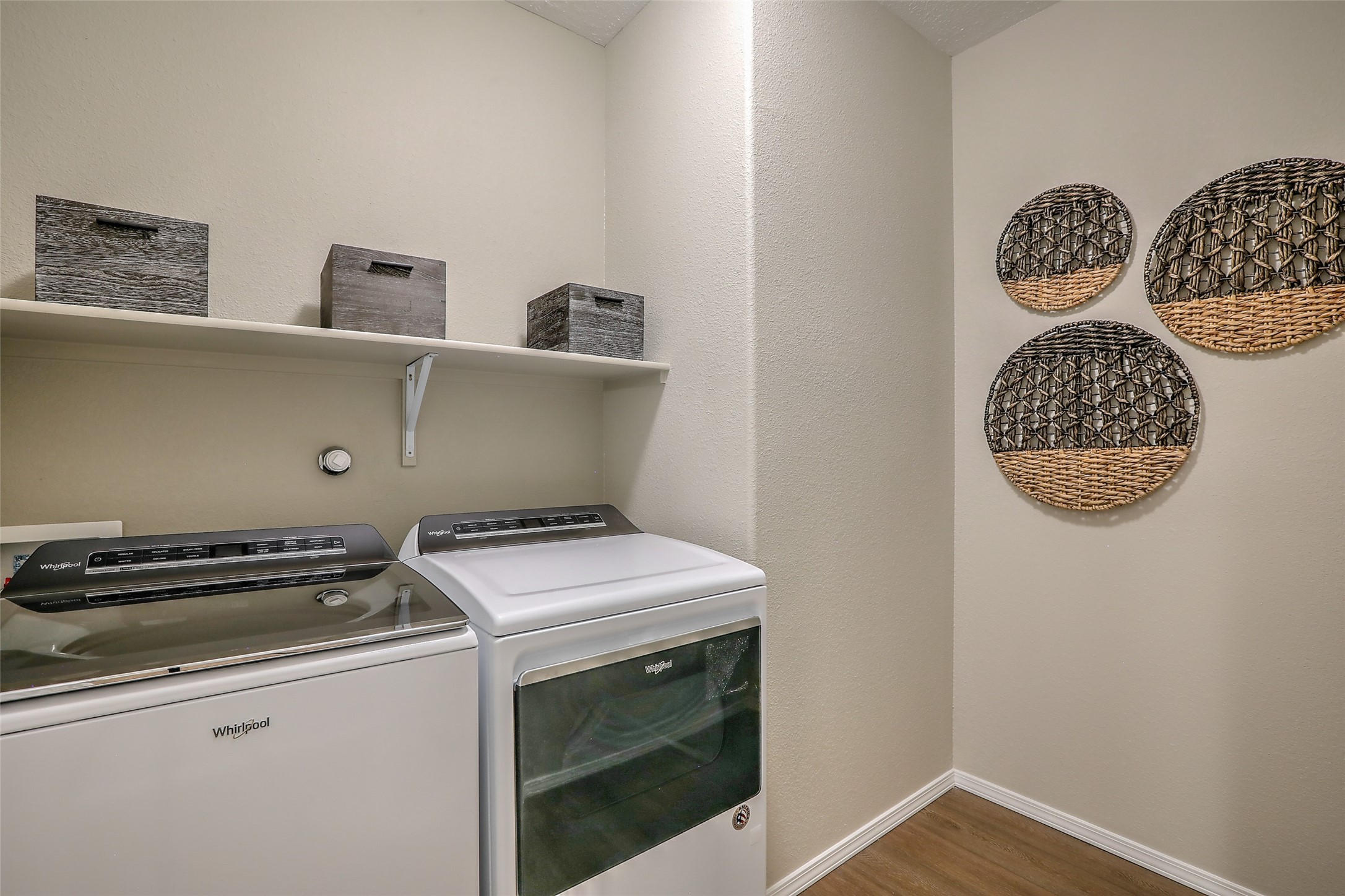 4630 Rail Runner Road Santa Fe, NM 87507 - Photo 17 of 36