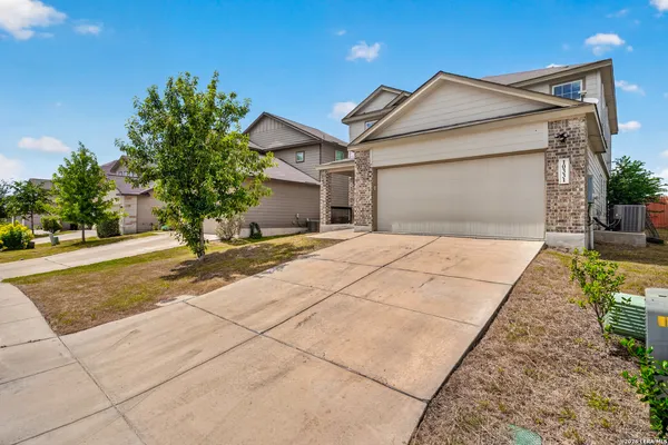 $2,300 | 10331 Barbeque Bay, Converse, TX 78109