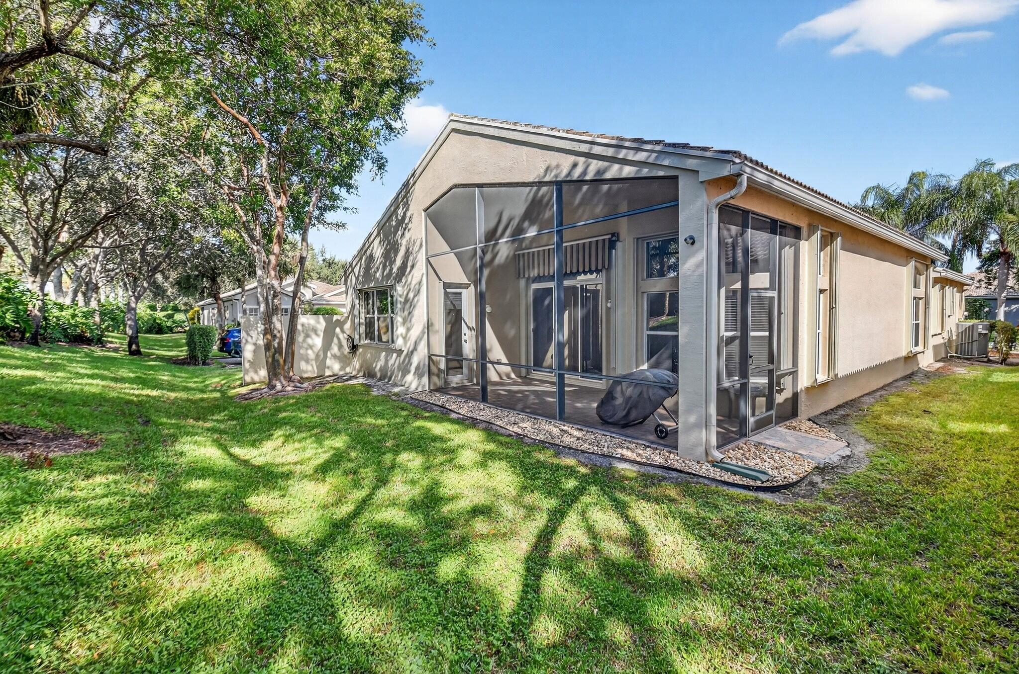 7803 Sundial Harbor Point Lake Worth, FL 33467 - Photo 7 of 22 REAR VIEW