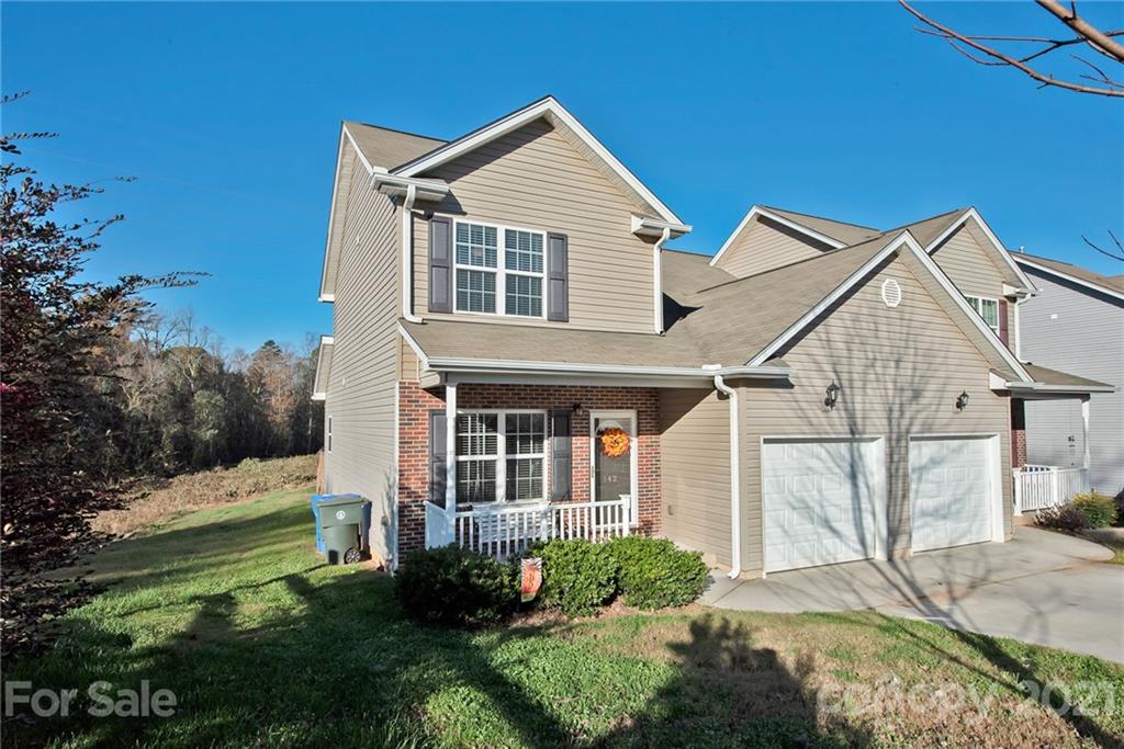 142 Ridge Bluff Road Mooresville, NC 28115 - Photo 2 of 22 Gallery Image 2
