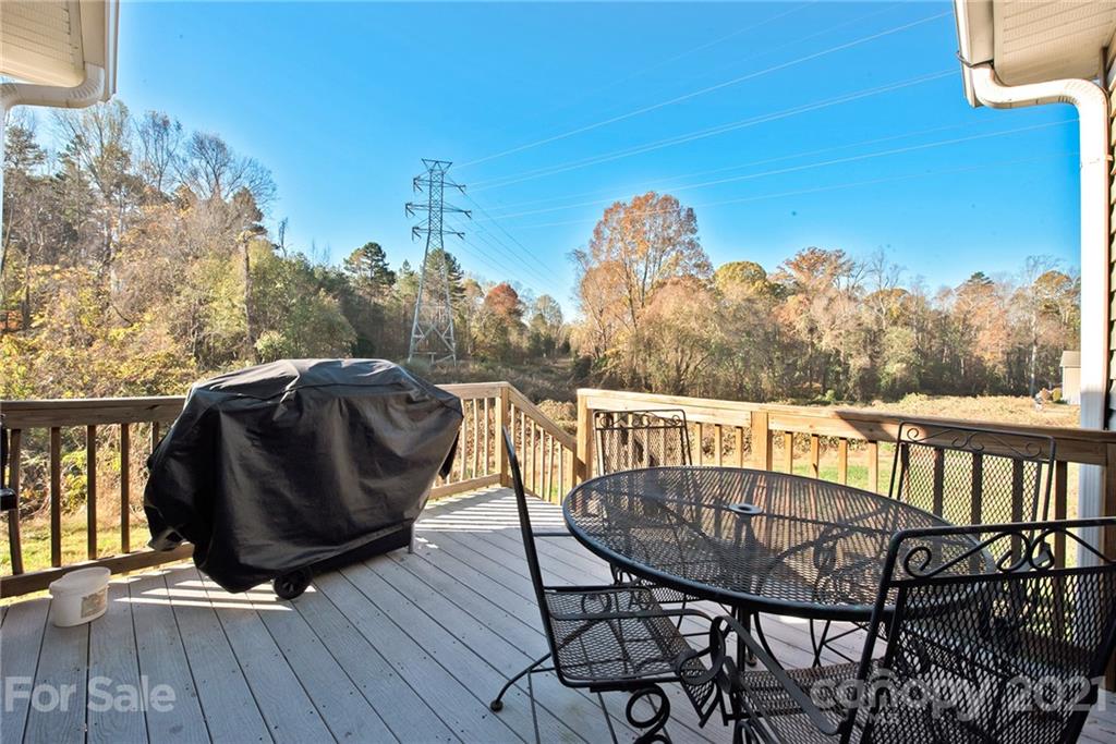 142 Ridge Bluff Road Mooresville, NC 28115 - Photo 17 of 22 Gallery Image 17