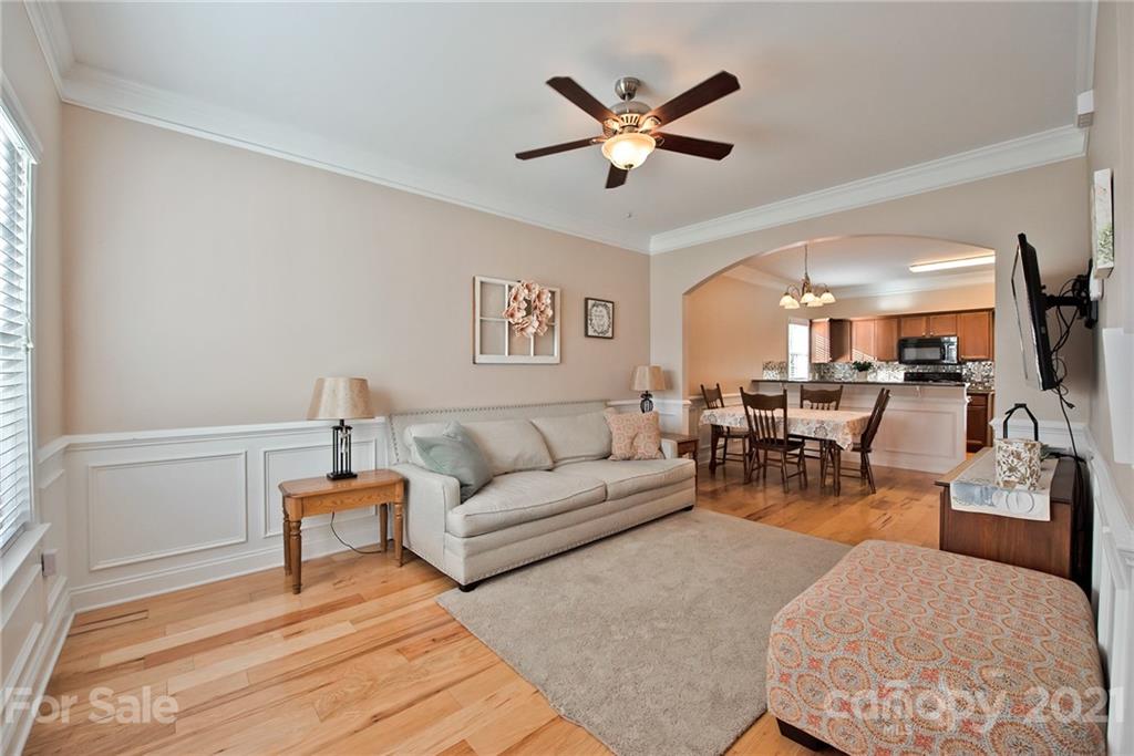 142 Ridge Bluff Road Mooresville, NC 28115 - Photo 4 of 22 Gallery Image 4