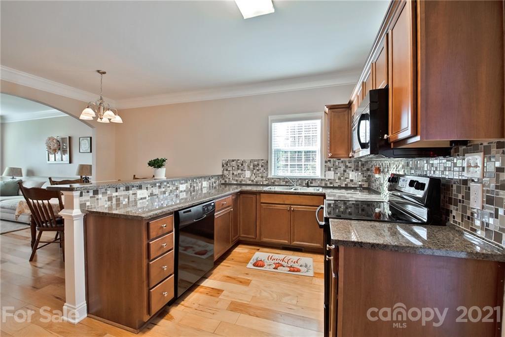 142 Ridge Bluff Road Mooresville, NC 28115 - Photo 7 of 22 Gallery Image 7