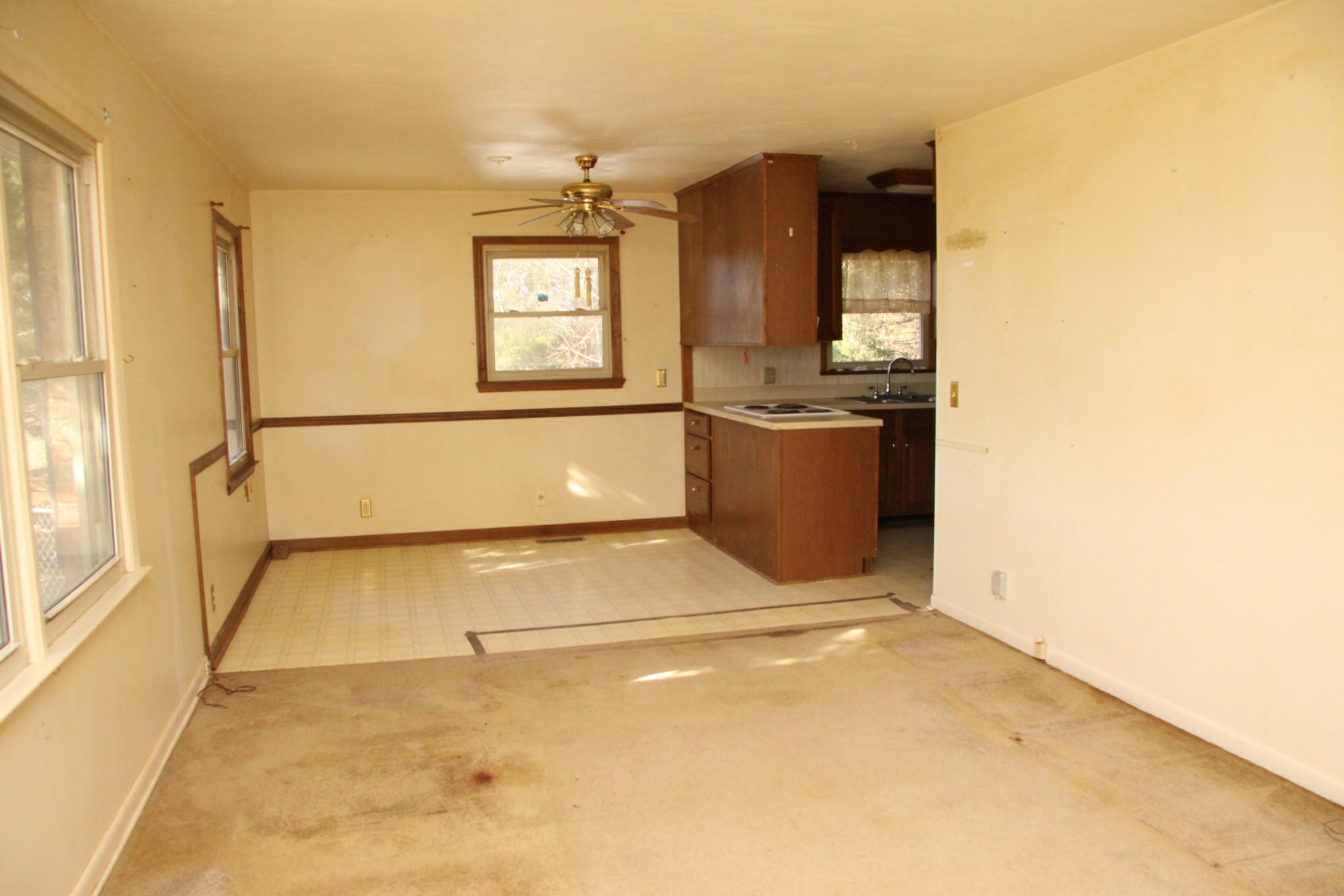 8818 Newtown Road Rockvale, TN 37153 - Photo 5 of 17 a view of a kitchen with a sink