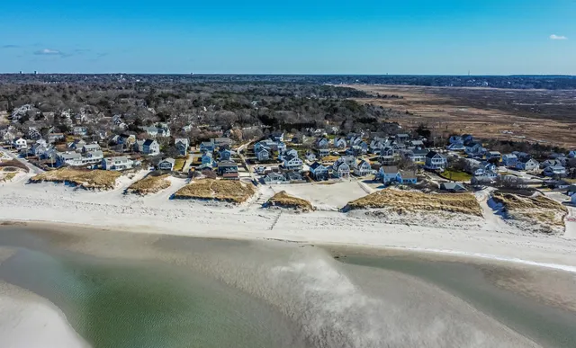 $4,695,000 | 7 Collins Avenue, Dennis, MA 02638