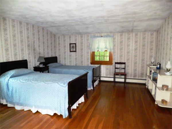41 Skelton Road Burlington, MA 01803 - Photo 16 of 24 Gallery Image 16