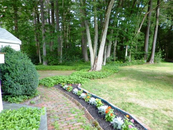 41 Skelton Road Burlington, MA 01803 - Photo 22 of 24 Gallery Image 22