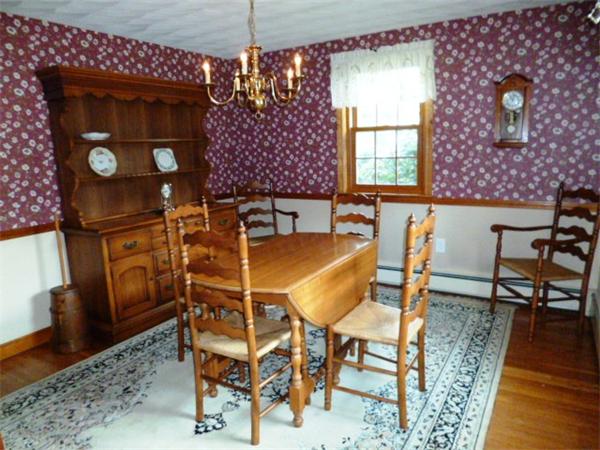 41 Skelton Road Burlington, MA 01803 - Photo 4 of 24 Gallery Image 4