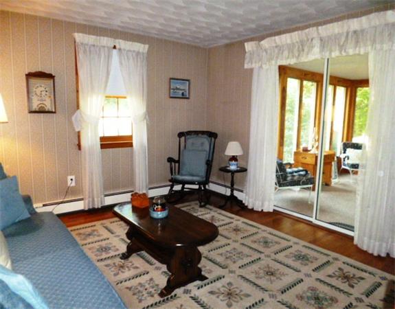 41 Skelton Road Burlington, MA 01803 - Photo 9 of 24 Gallery Image 9