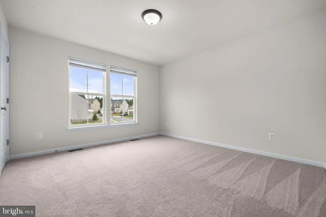 $4,000 | 9516 Kimbleton Hall Loop, Manassas Park, VA 20111