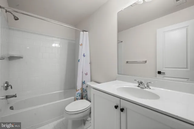 $4,000 | 9516 Kimbleton Hall Loop, Manassas Park, VA 20111