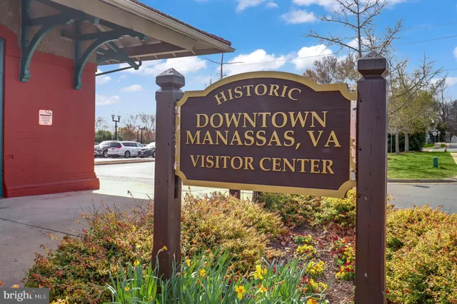 $4,000 | 9516 Kimbleton Hall Loop, Manassas Park, VA 20111