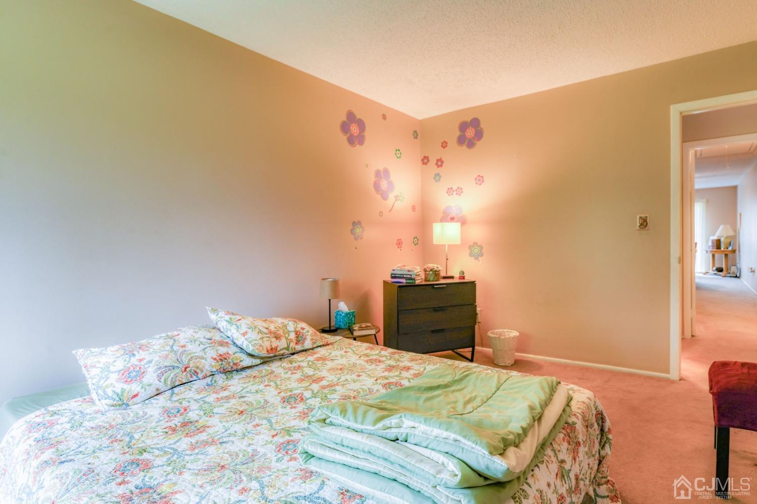 542 Westgate Drive Edison, NJ 08820 - Photo 21 of 30