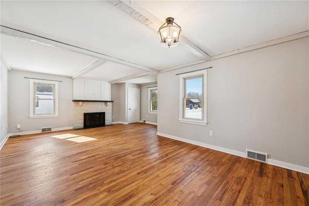 5547 Grubbs Road Gibsonia, PA 15044 - Photo 8 of 34 Gallery Image 8