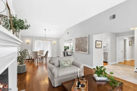 $850,000 | 2 Princeton Road, Cranford, NJ 07016
