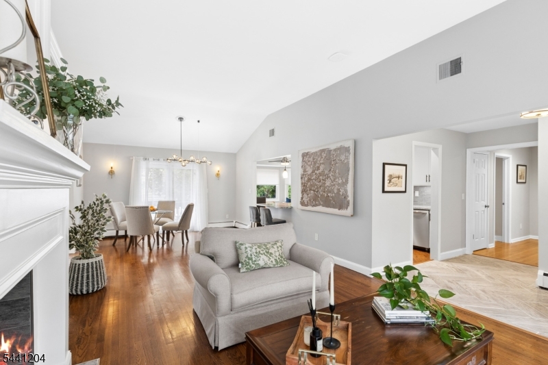 2 Princeton Road Cranford, NJ 07016 - Photo 5 of 33