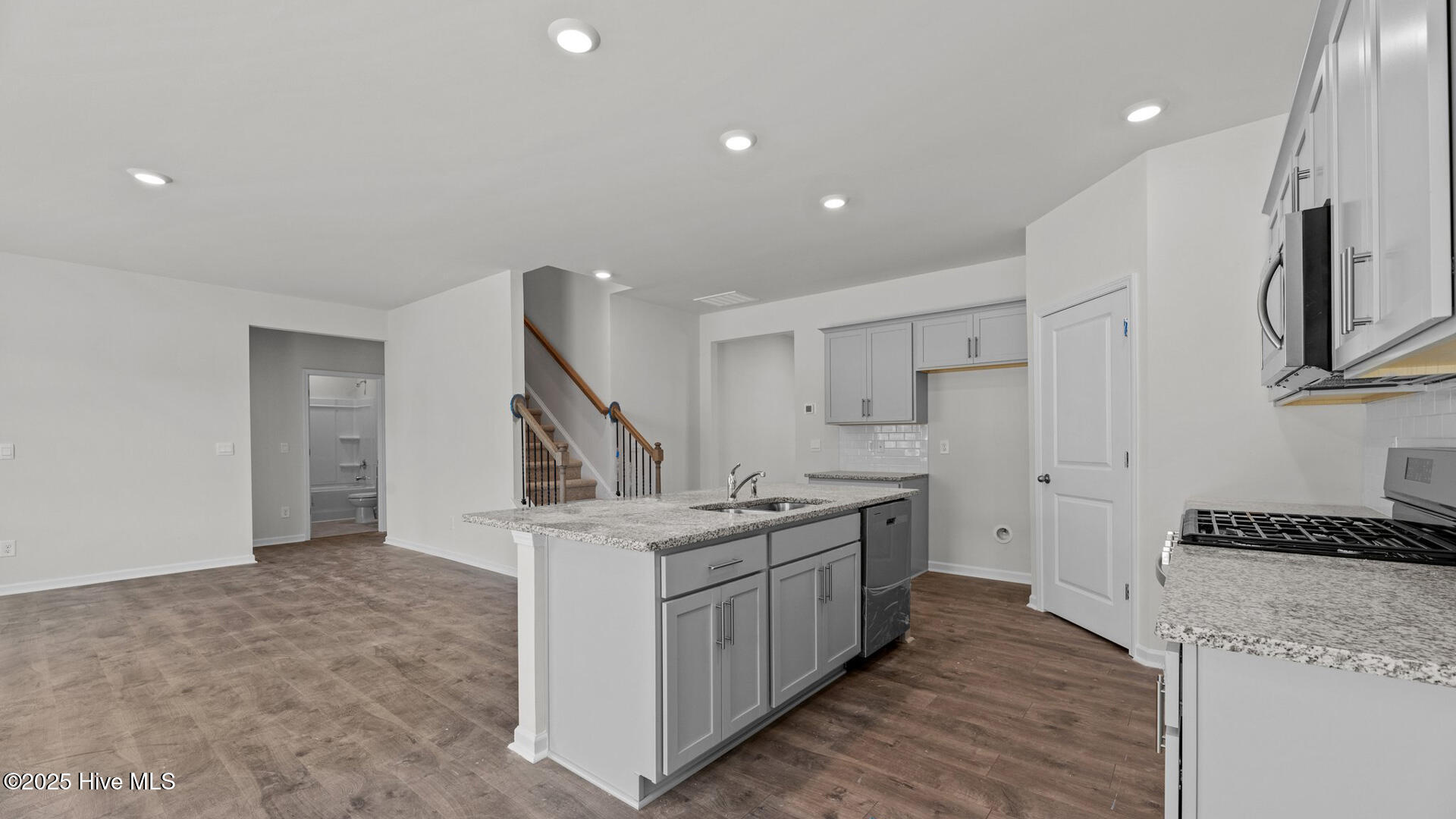 1007 Minnette Circle New Bern, NC 28562 - Photo 9 of 45 2002 Minnette Circle