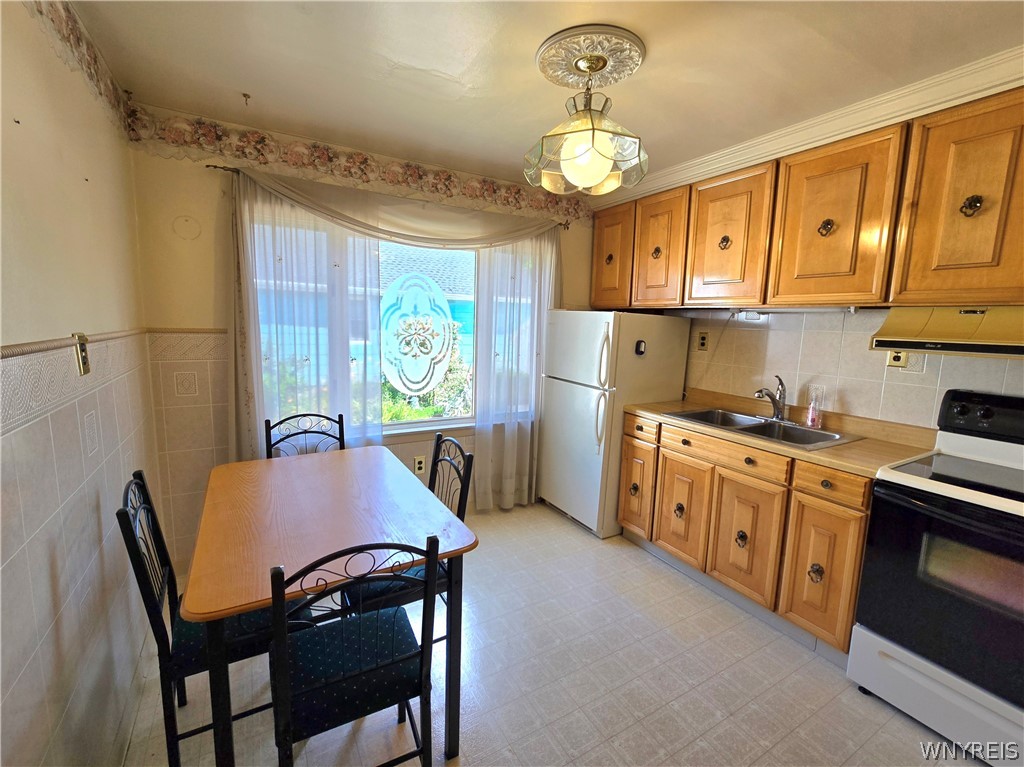 36 Dellwood Road Amherst, NY 14226 - Photo 21 of 45 Lower unit