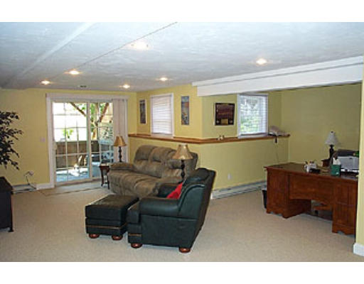 31 Red Cedar Road, Unit 108 Mashpee, MA 02649 - Photo 4 of 13 Gallery Image 4