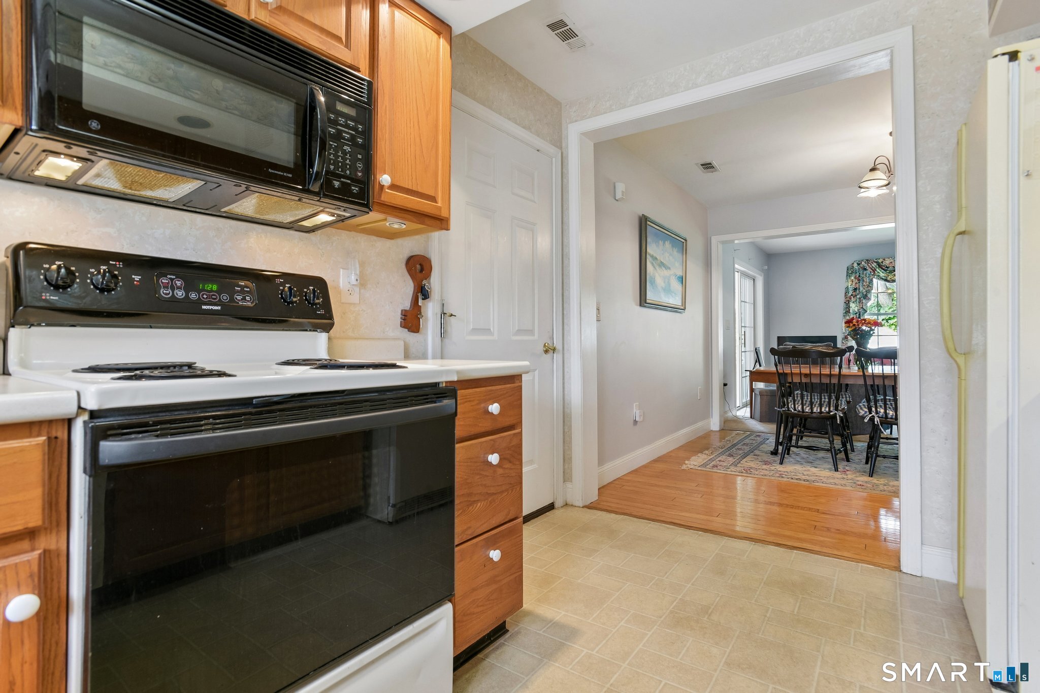 2 Silverbrook Lane, Unit 2 Clinton, CT 06413 - Photo 11 of 30 Gallery Image 11