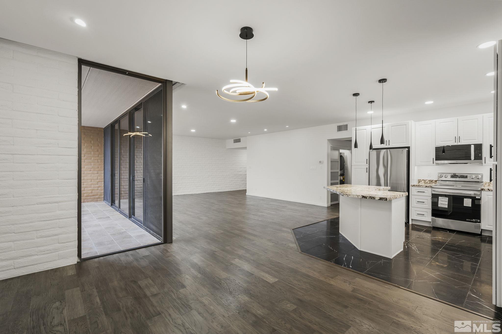 1200 Riverside Drive, Unit 1233 Reno, NV 89503 - Photo 6 of 17 Photo 6
