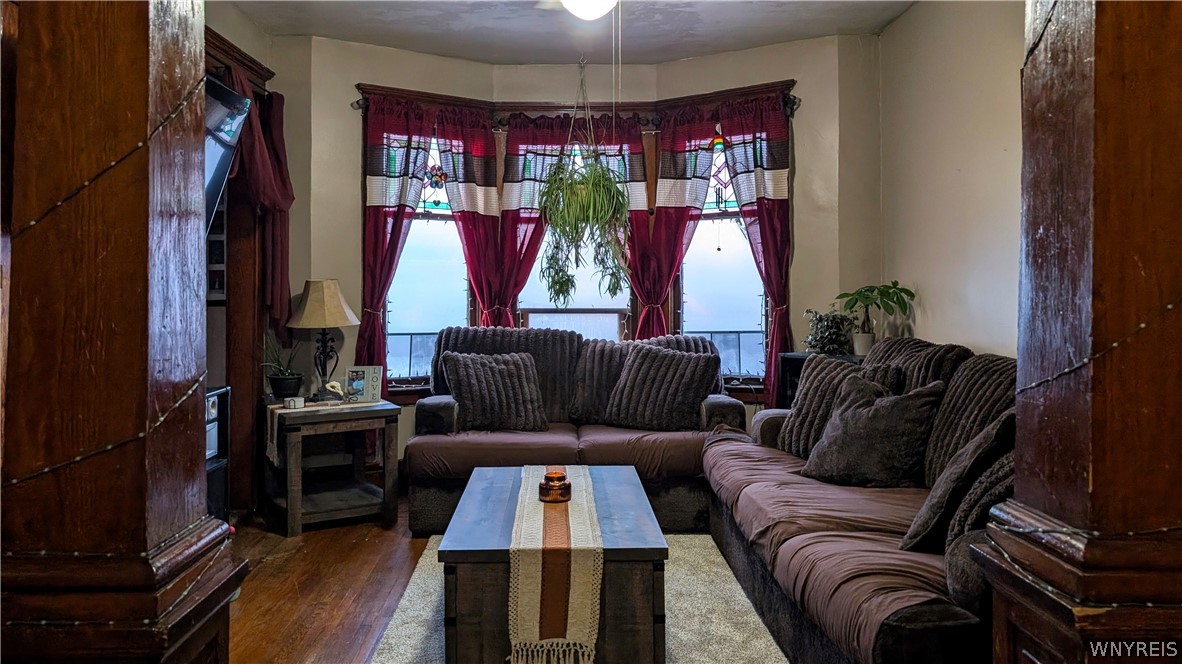 169 Potomac Avenue Buffalo, NY 14213 - Photo 5 of 19 Upper Living