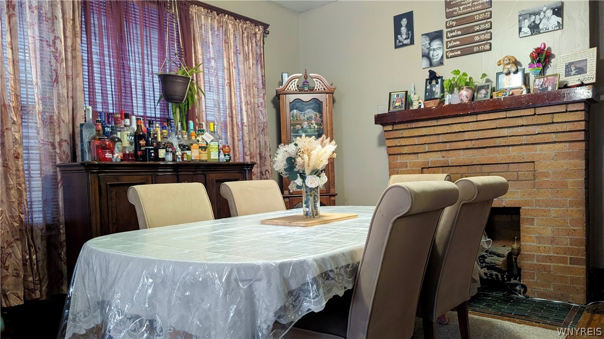 169 Potomac Avenue Buffalo, NY 14213 - Photo 7 of 19 Upper Dining