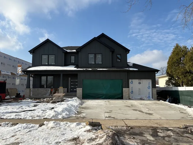 $699,900 | 11036 Austin Avenue, Chicago Ridge, IL 60415