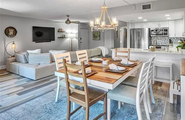 $4,000 | 661 Poinsettia Avenue, Unit 104, Clearwater Beach, FL 33767